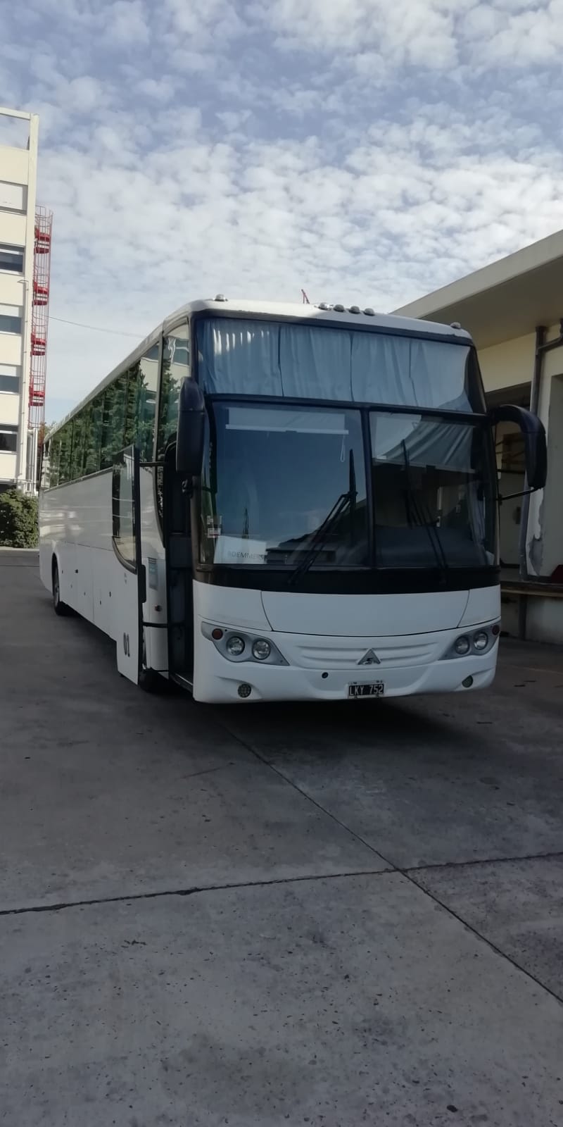 Mercedes Benz Saldivia