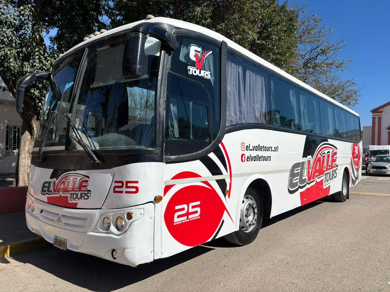 Mercedes Benz Saldivia