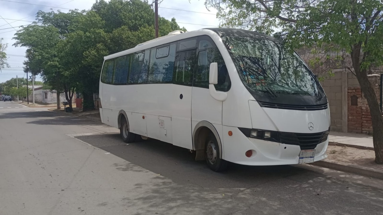 Mercedes Benz Lucero