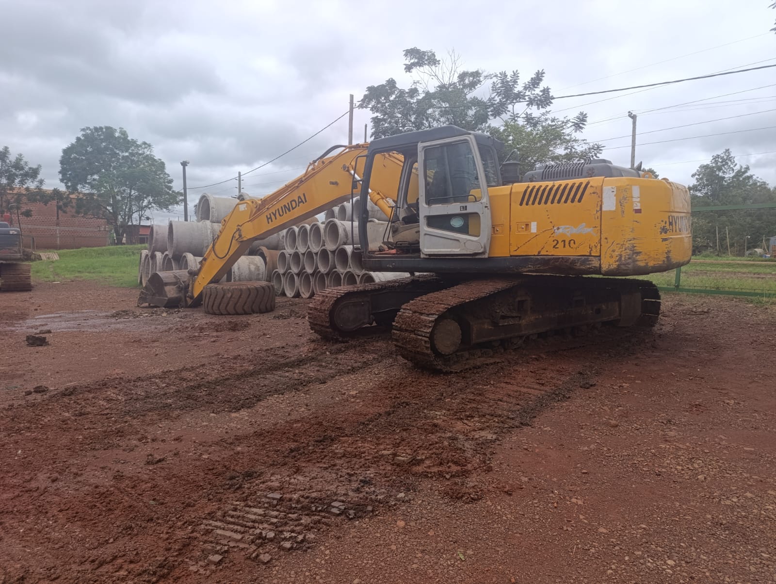 HYUNDAI  ROBEX 210LC-7