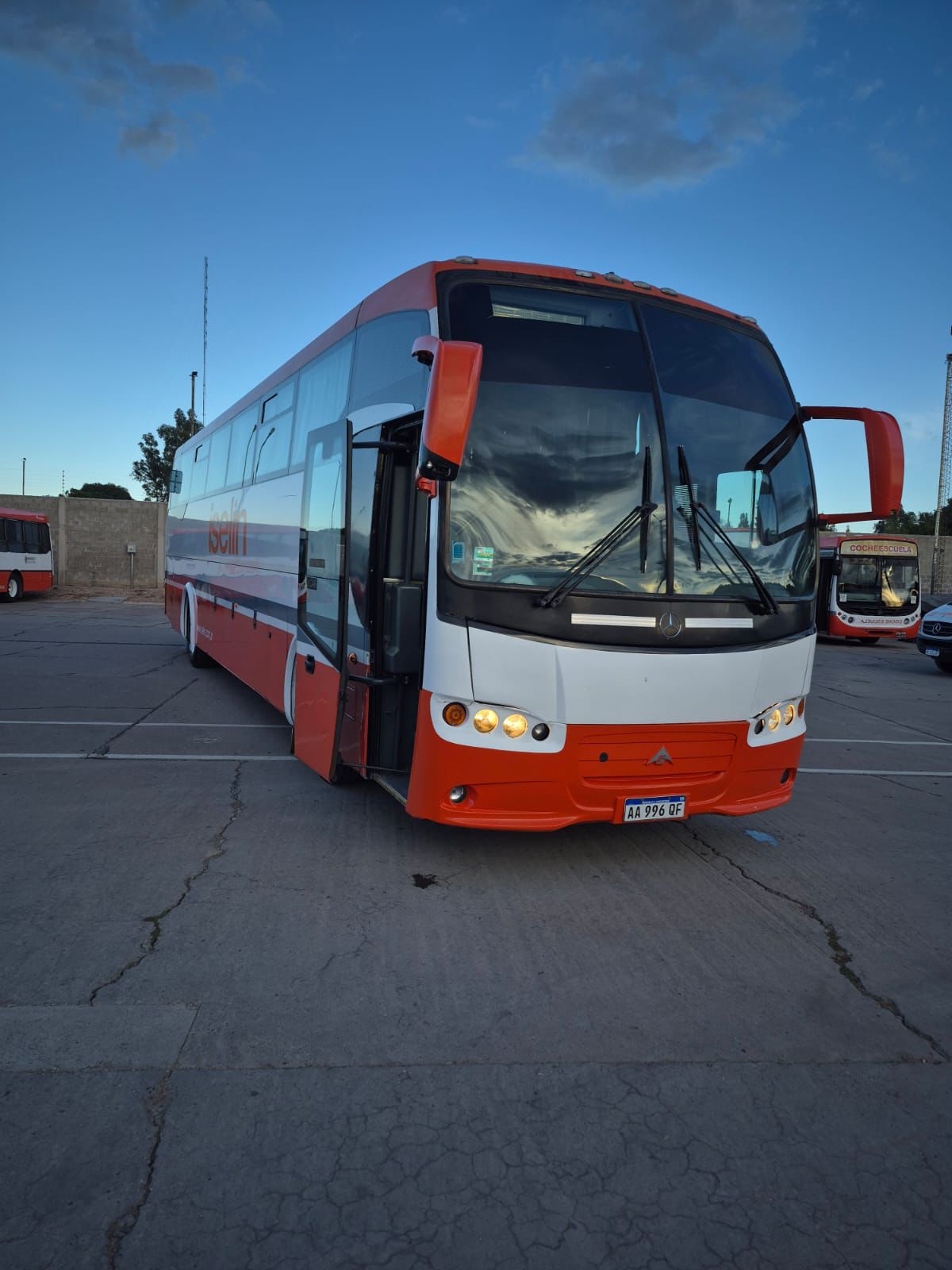 Mercedes Benz Saldivia