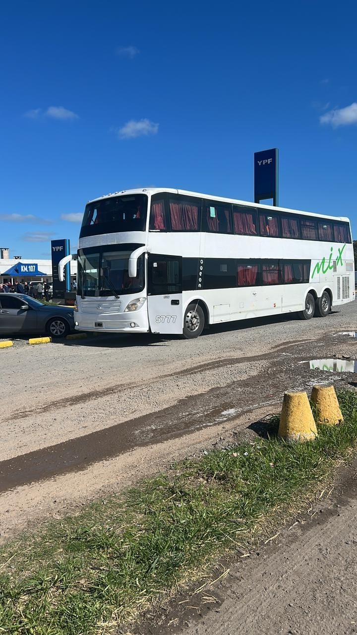 Mercedes Benz Troyano