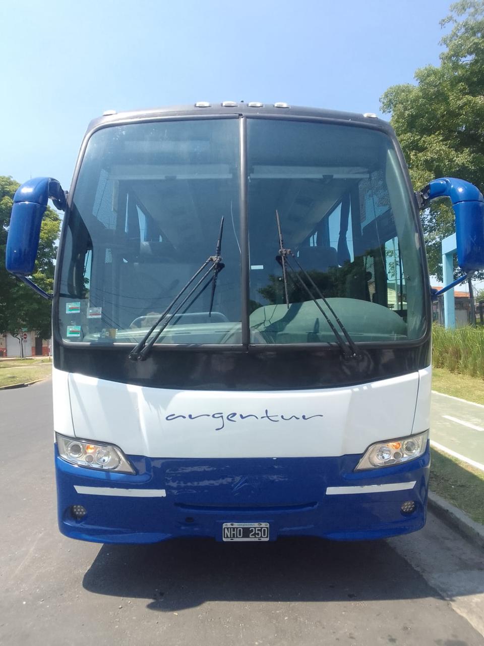 Mercedes Benz Saldivia