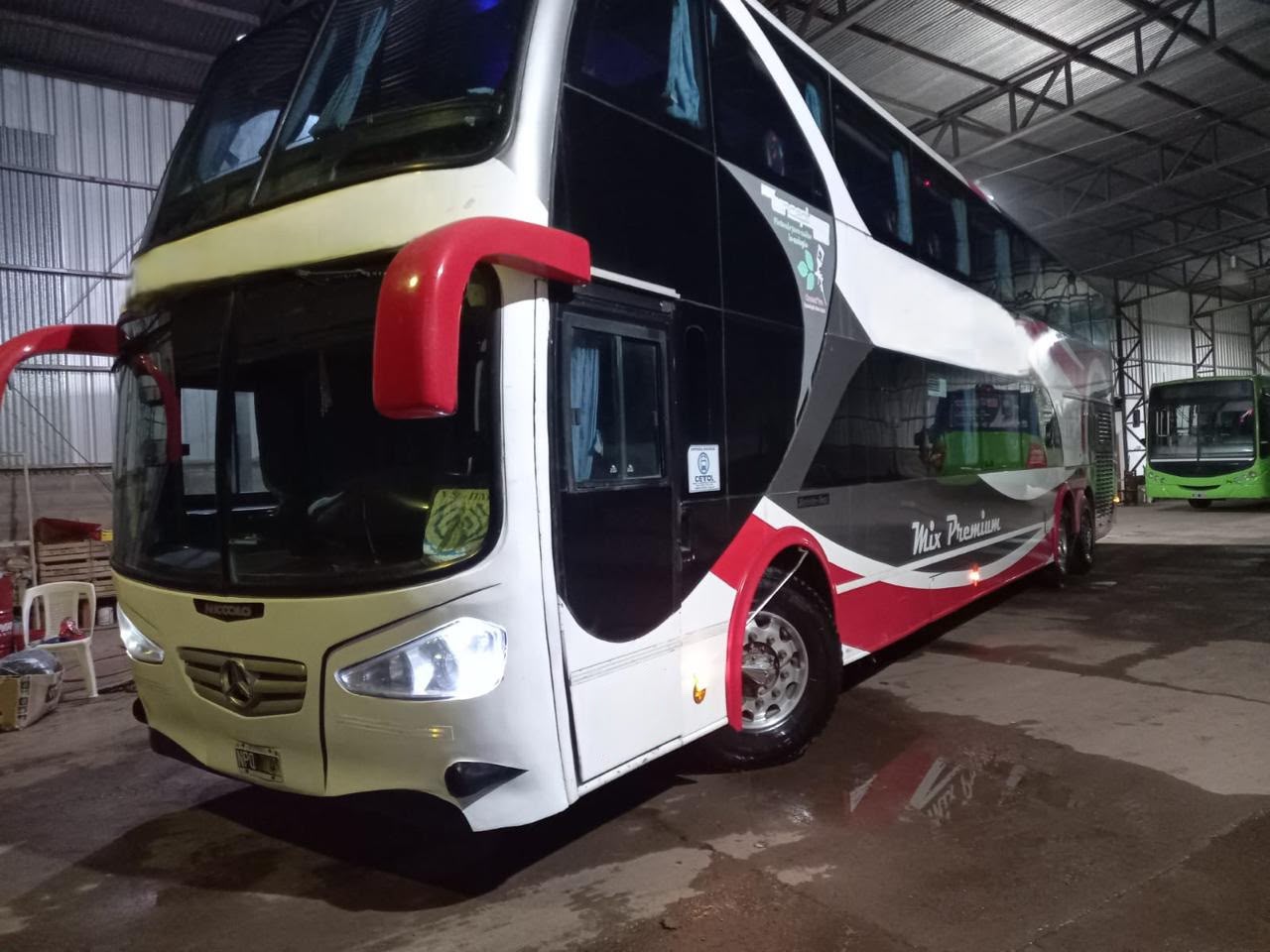 Mercedes Benz Niccolo