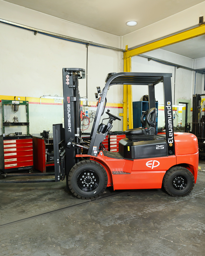 AUTOELEVADOR DIÉSEL EP 4.8M XINCHAI C490