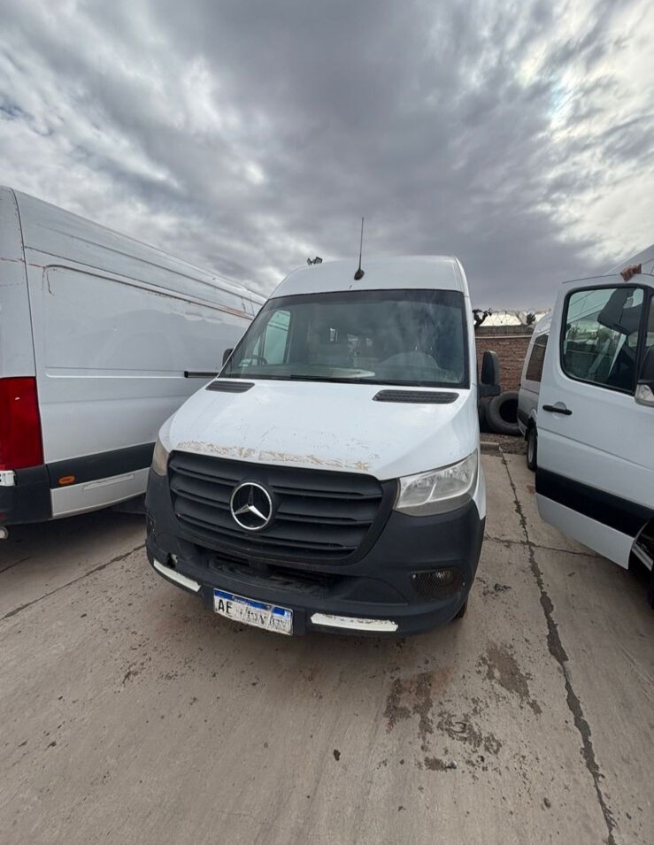 Mercedes Benz Sprinter