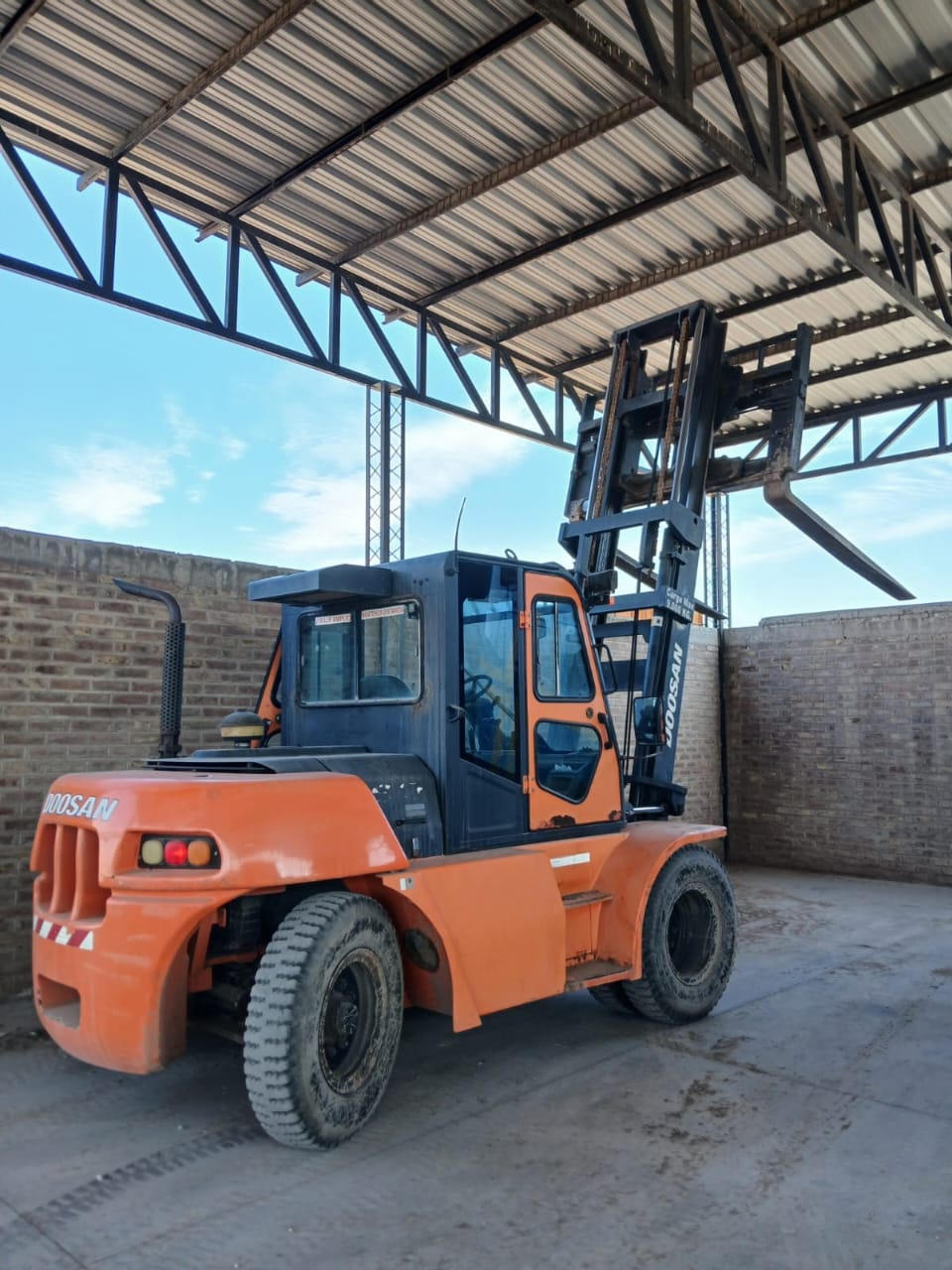 DOOSAN DB58