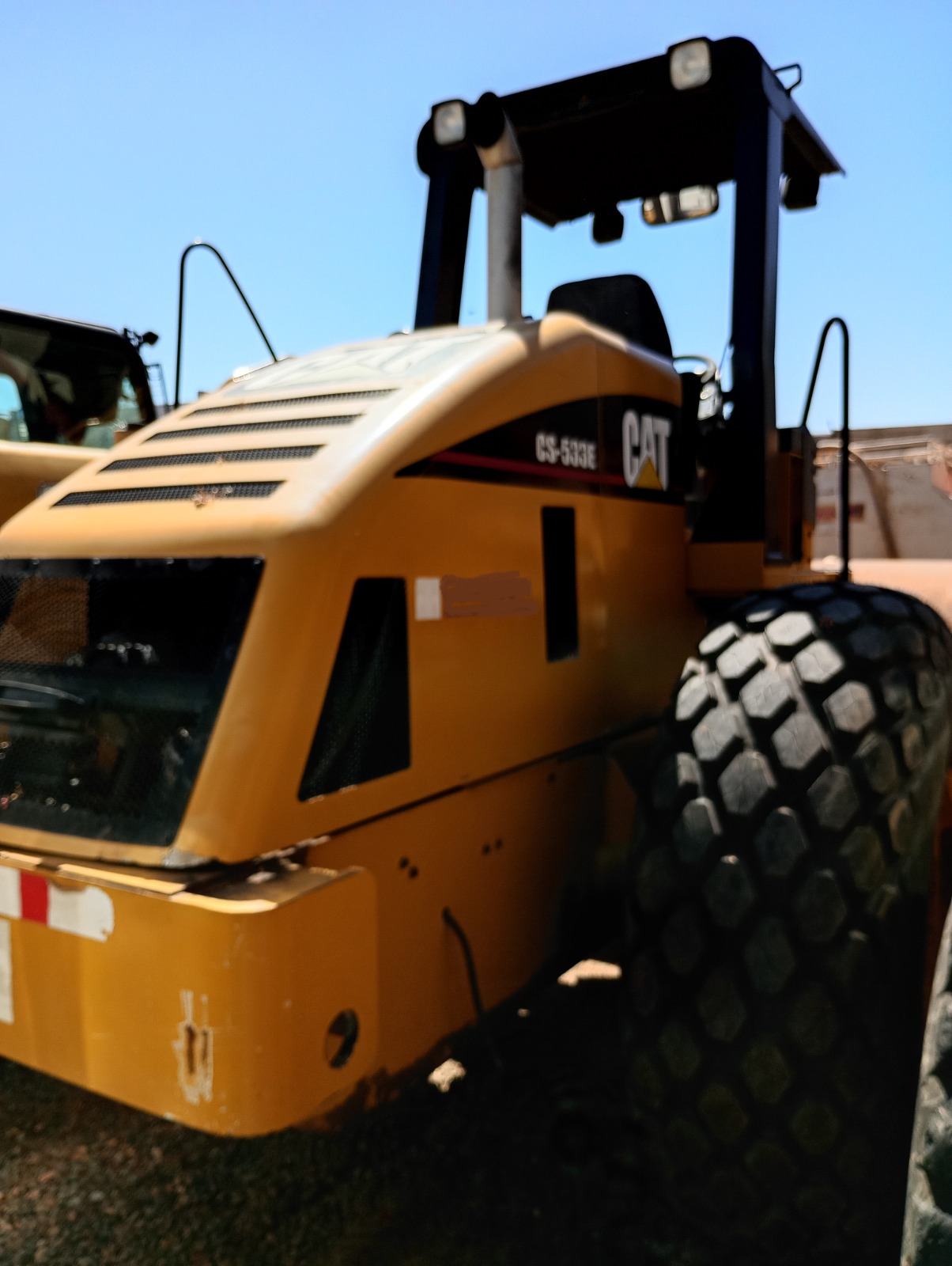 CATERPILLER CS533- E