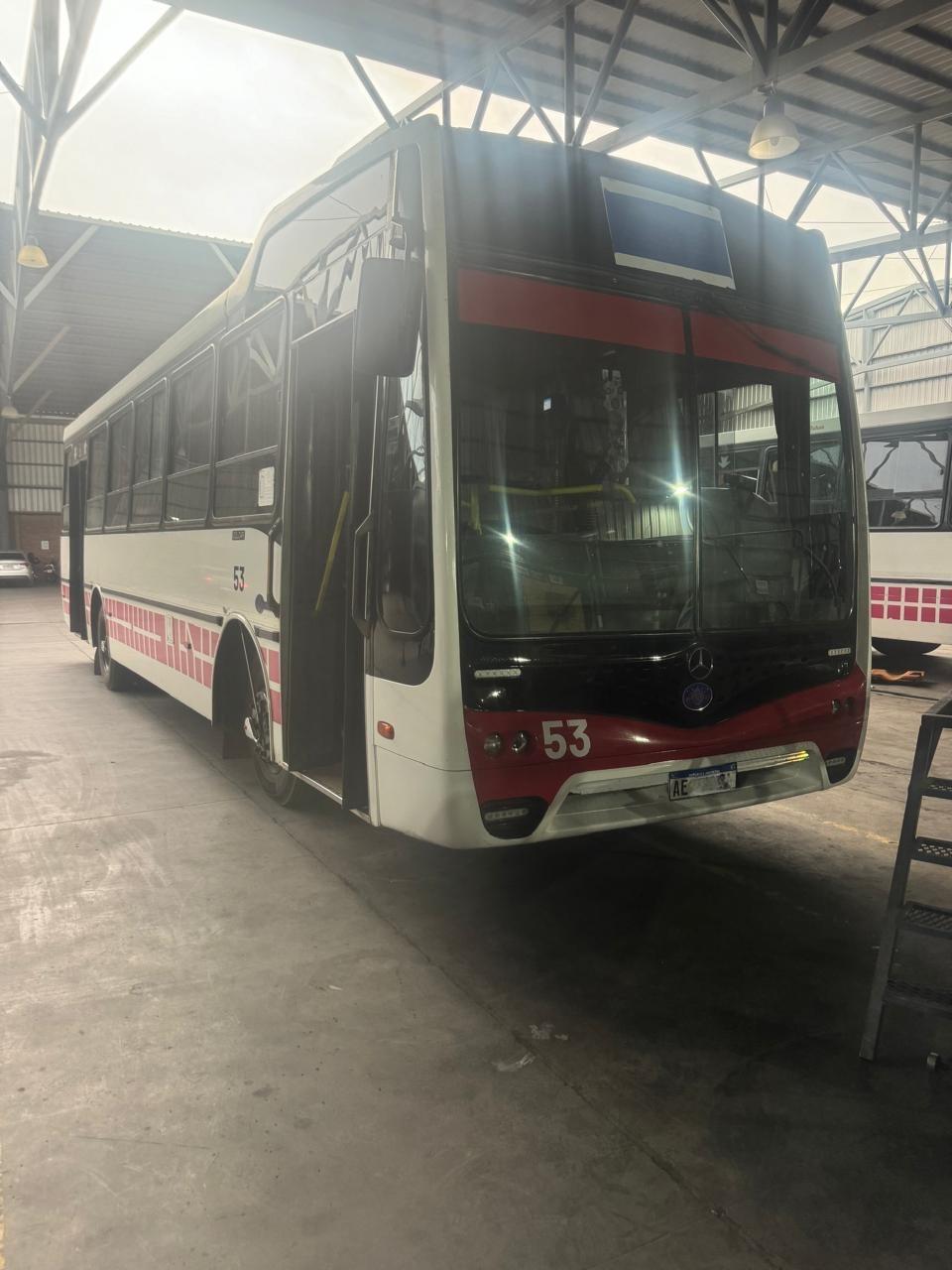 aire Nuovobus Mercedes Benz OF1621 33 Asientos con