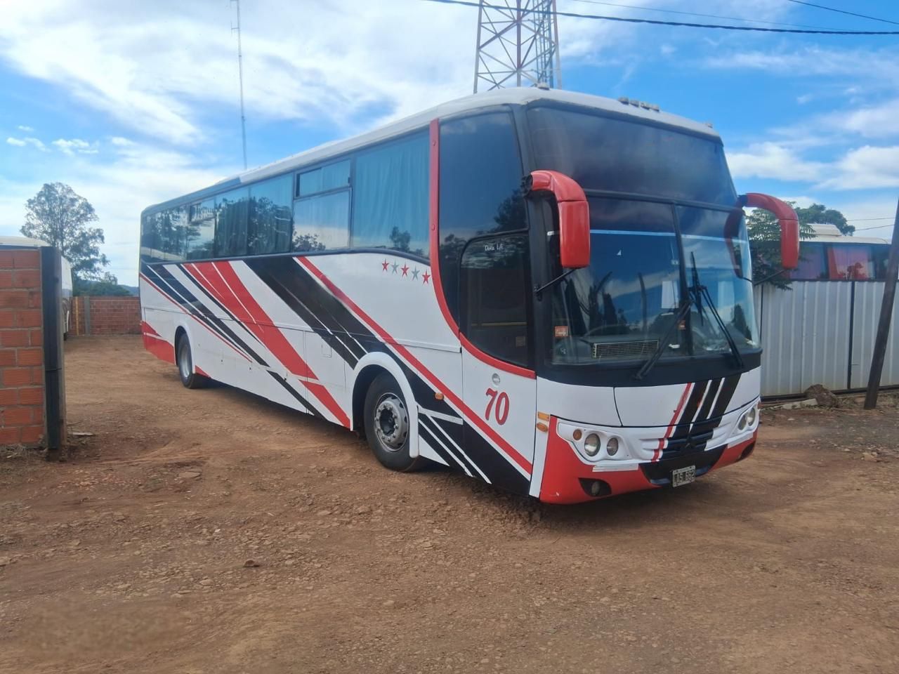 Mercedes Benz Saldivia