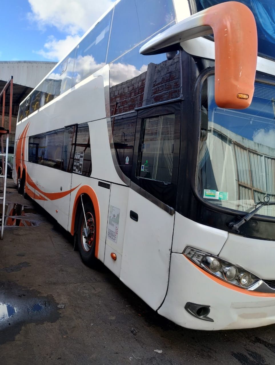 Comil Mercedes Benz 2014 - Foto 1