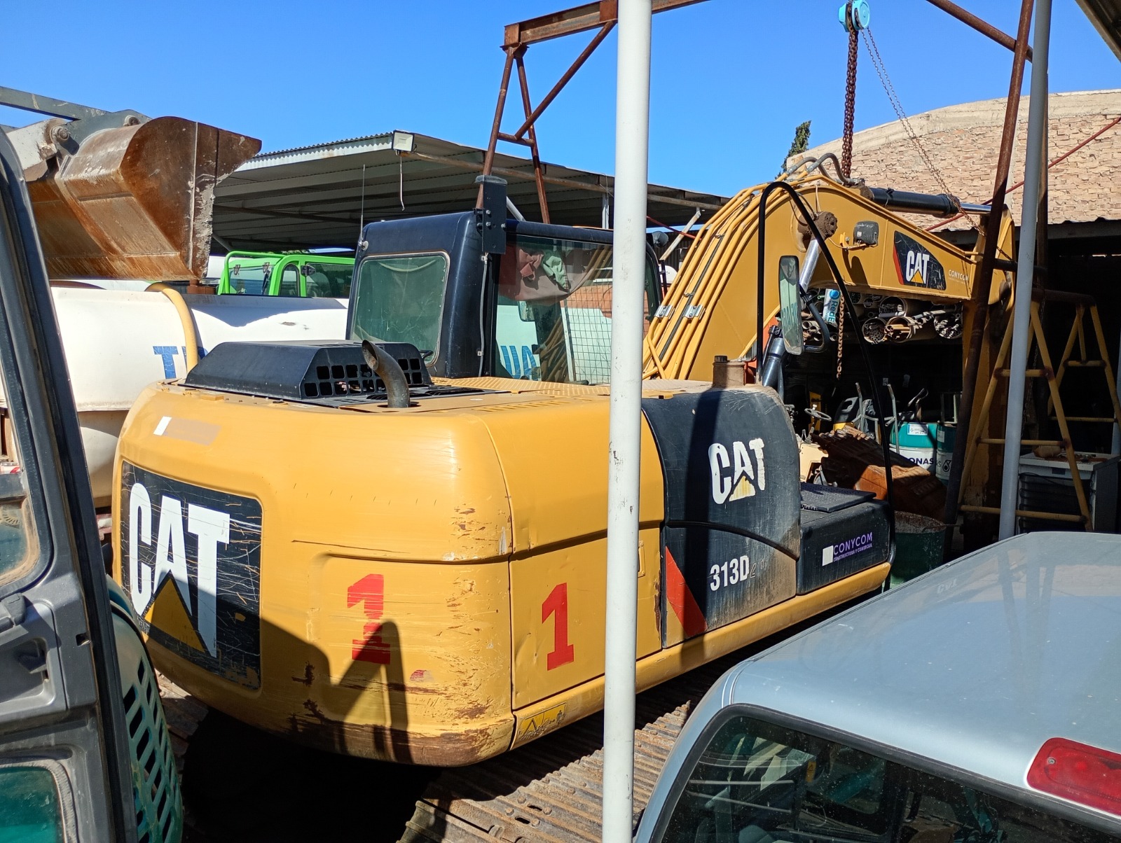 CATERPILLAR 313 D2L
