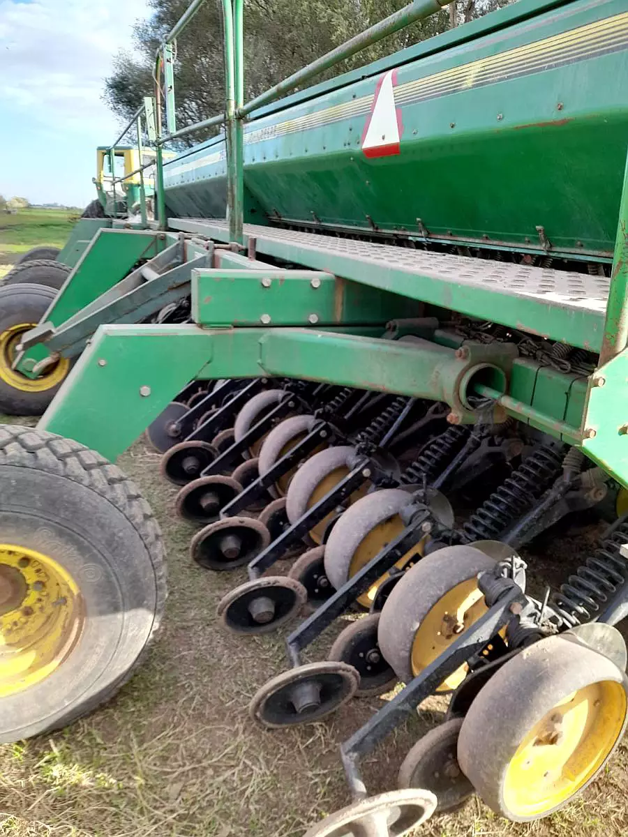 John Deere 750 en Tandem 0
