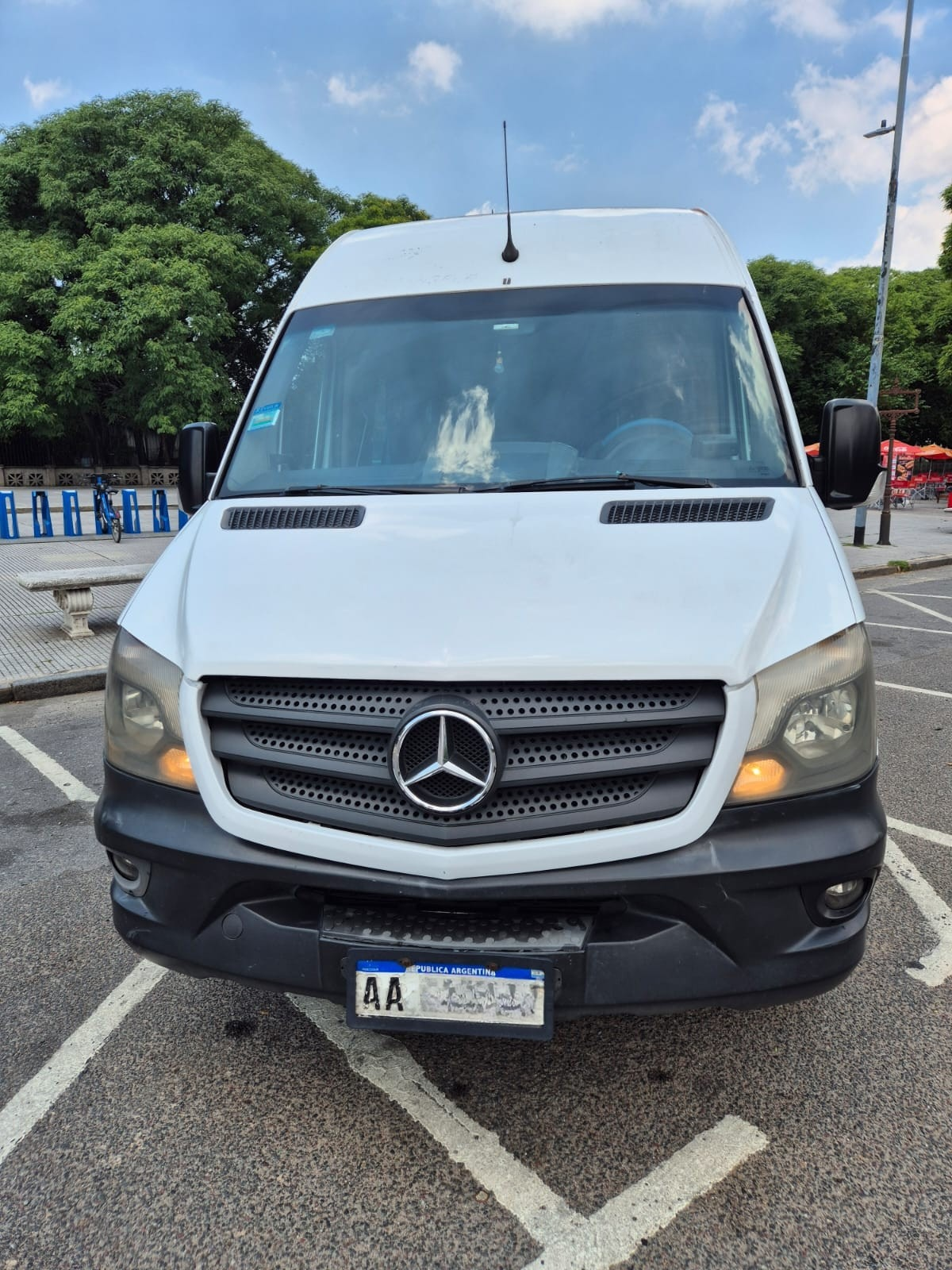 Mercedes Benz Sprinter