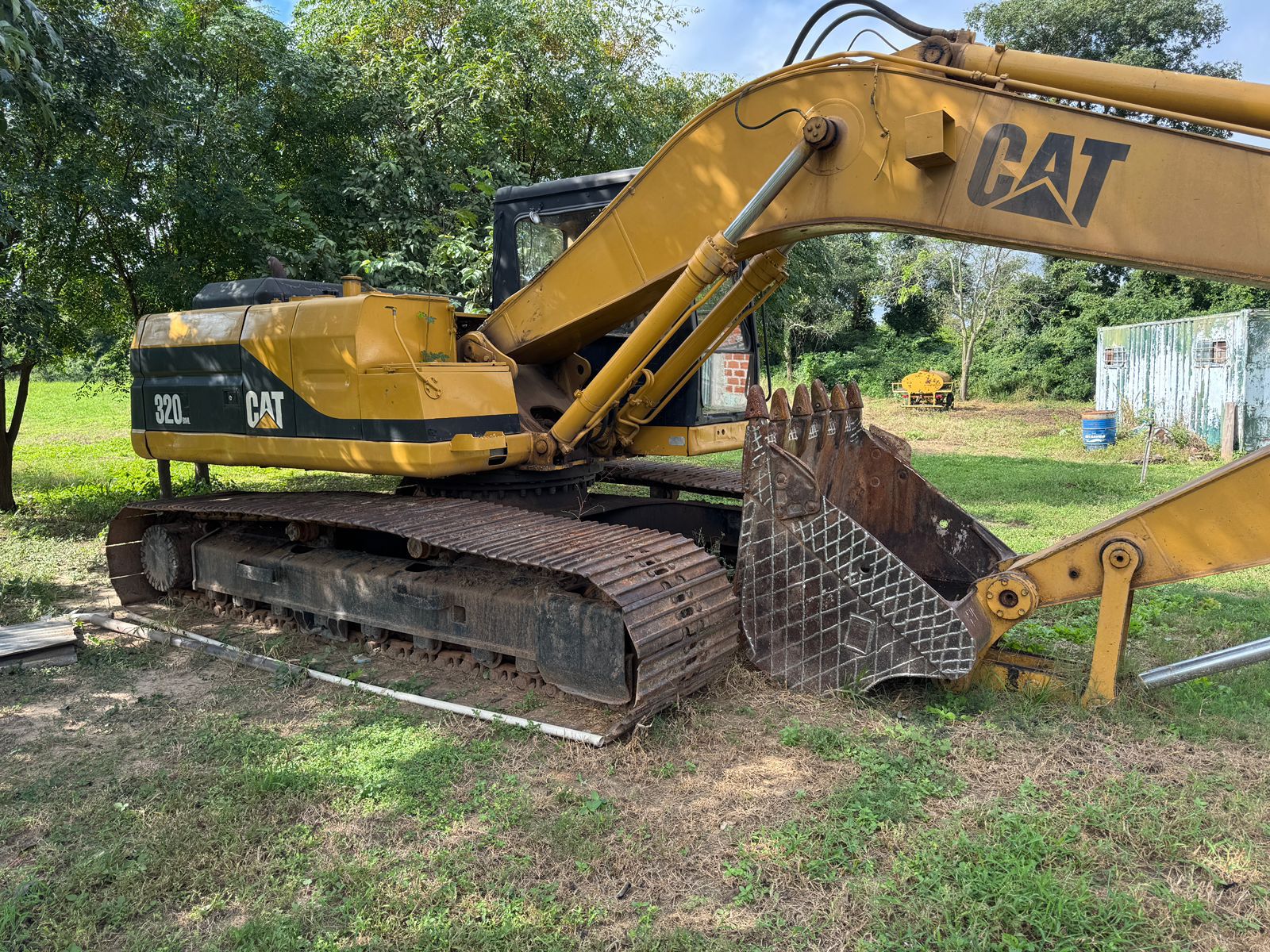 Caterpillar 320 CAT C4.4