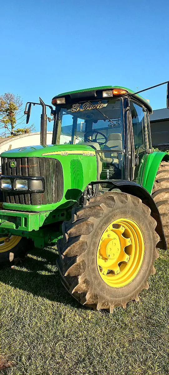 John Deere 6415