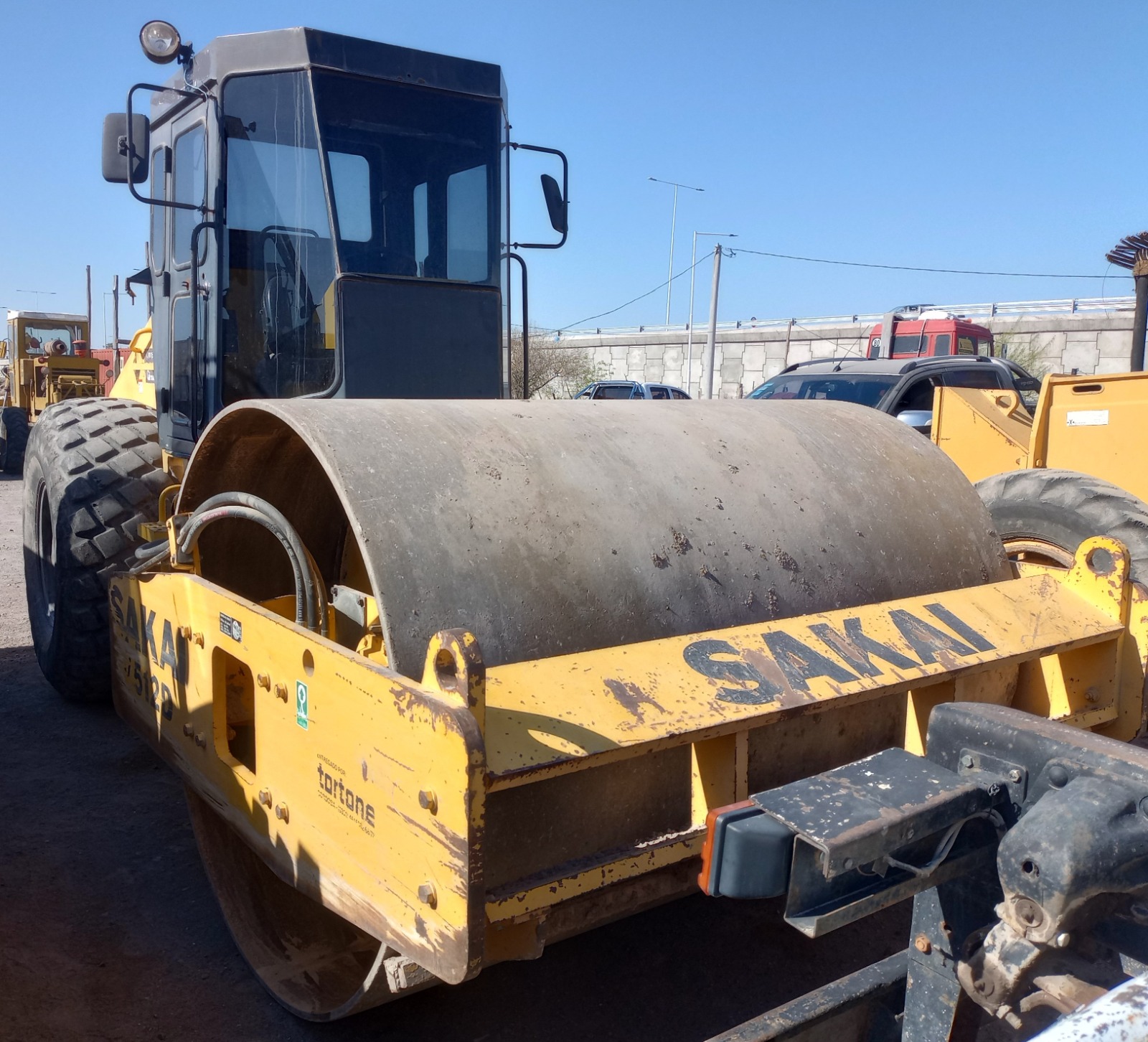 Compactador Sakai SV512D
