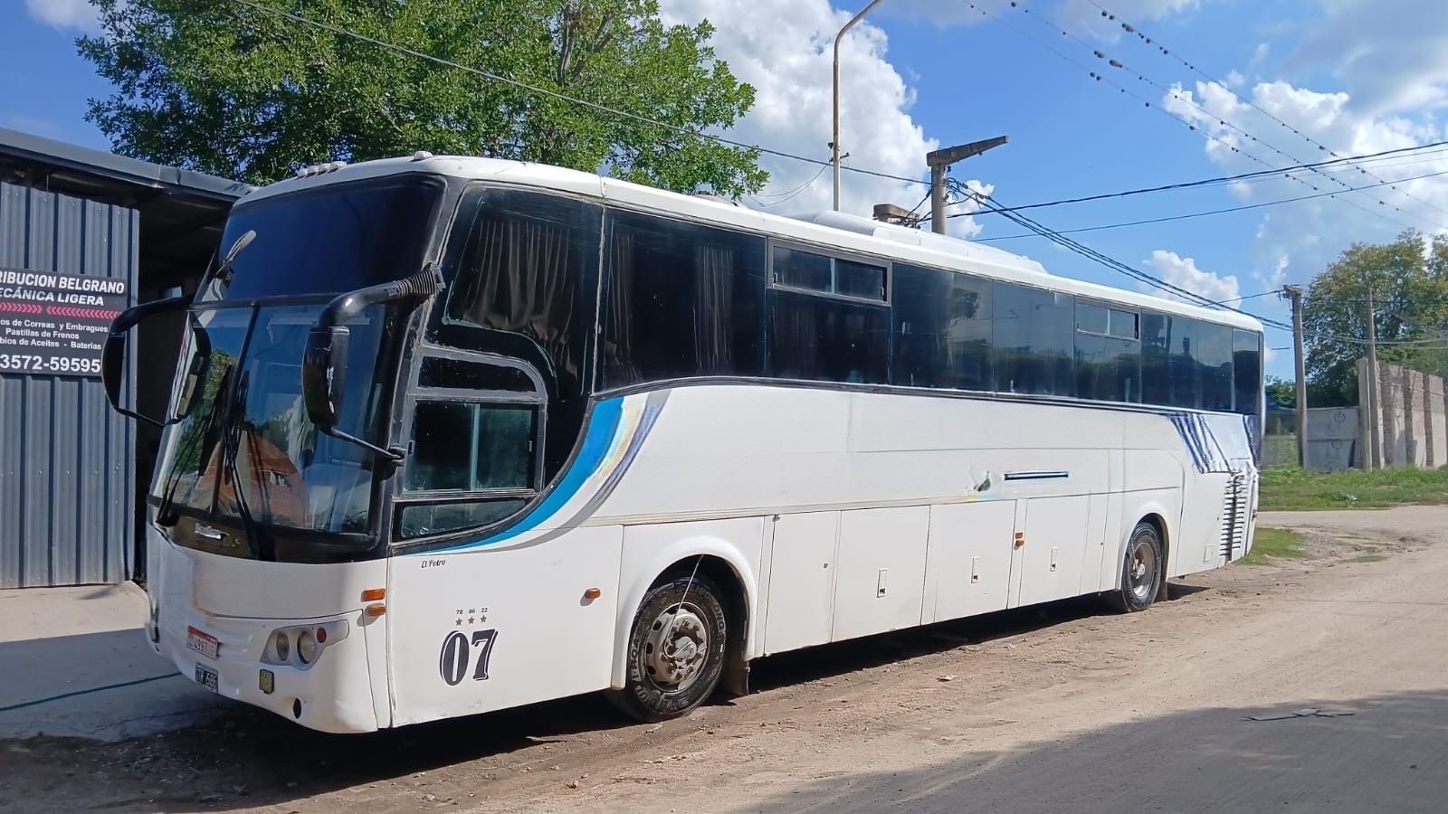 Mercedes Benz Saldivia